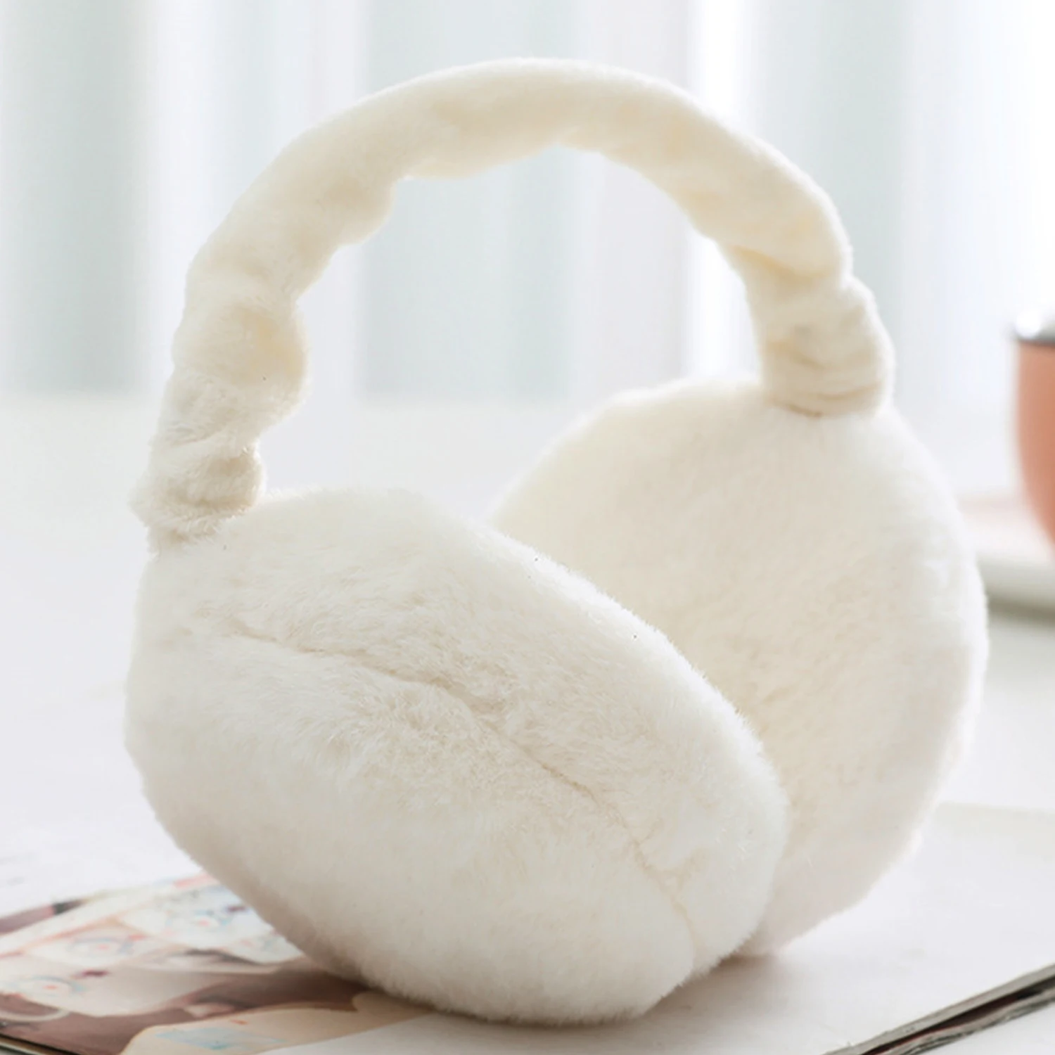 2023 New Soft Plush Ear Warmer Winter Warm Earmuffs For Women Fashion Solid Earflap Outdoor Cold Protection Ear-Muffs Ear Cover