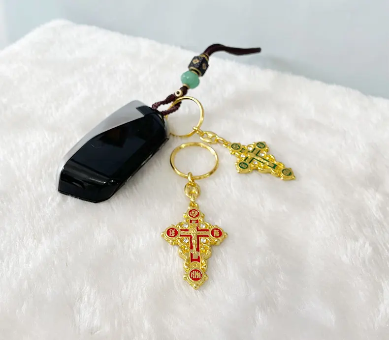 HTISOK Heiliger Georg Anhänger Schlüsselanhänger Orthodoxer Katholischer Talisman Auto-Schlüsselring Schmuck Katholische Geschenke Religiöse Dekoration – Detail 3