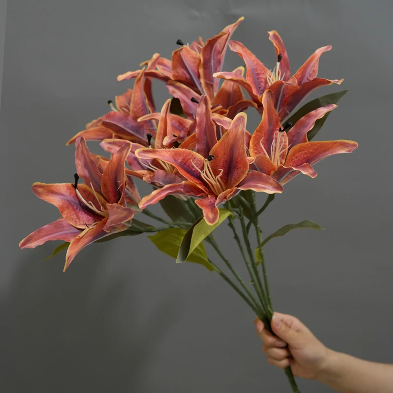 1 Stück Retro Ölgemälde-Stil 9-köpfige Lilie Simulationsblume Hochwertige Luxus-Kunstblume Wohnzimmer Esstisch Dekoration – Detail 5