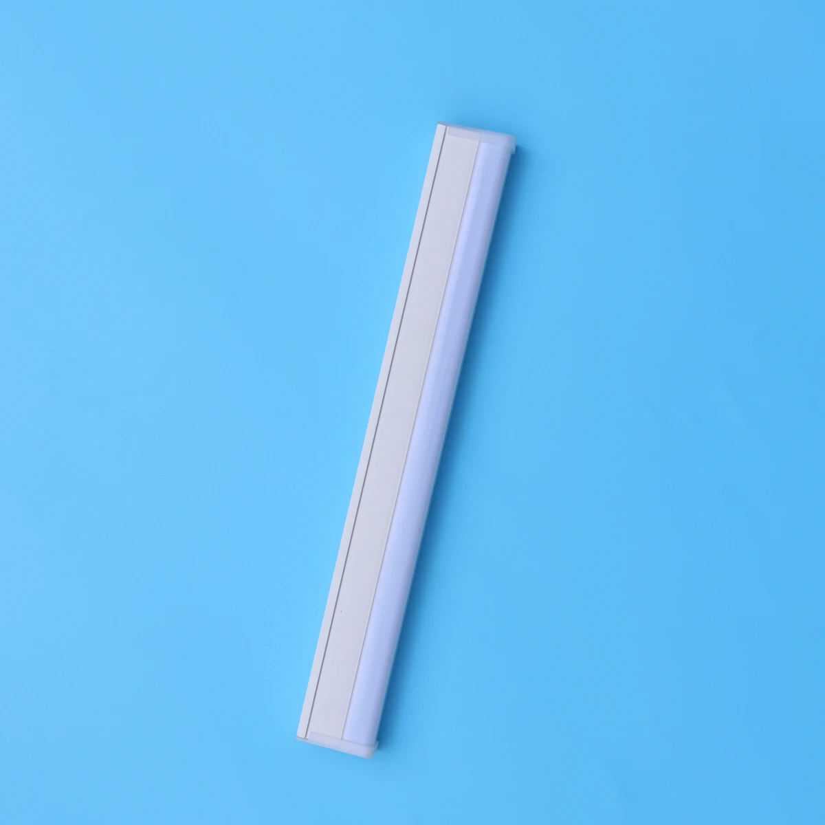 

0.3M 8W High Brightness Daylight Lamp Fluorescent Light Tube Batten Light Low Power Consumption For Garage
