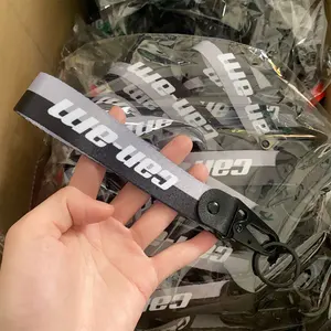 11 main sales keychain that lights for mobile - №3