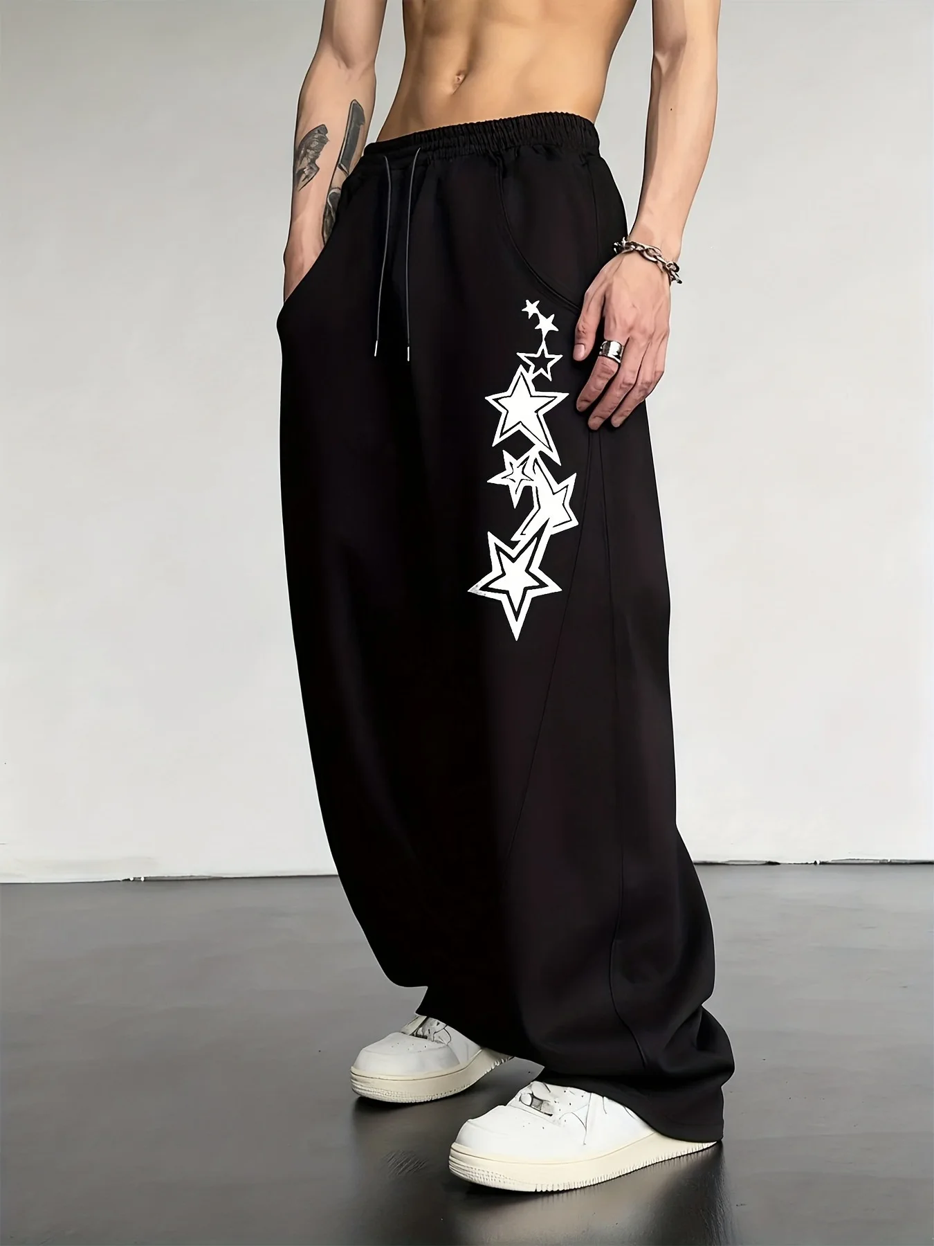 YH385-10Black