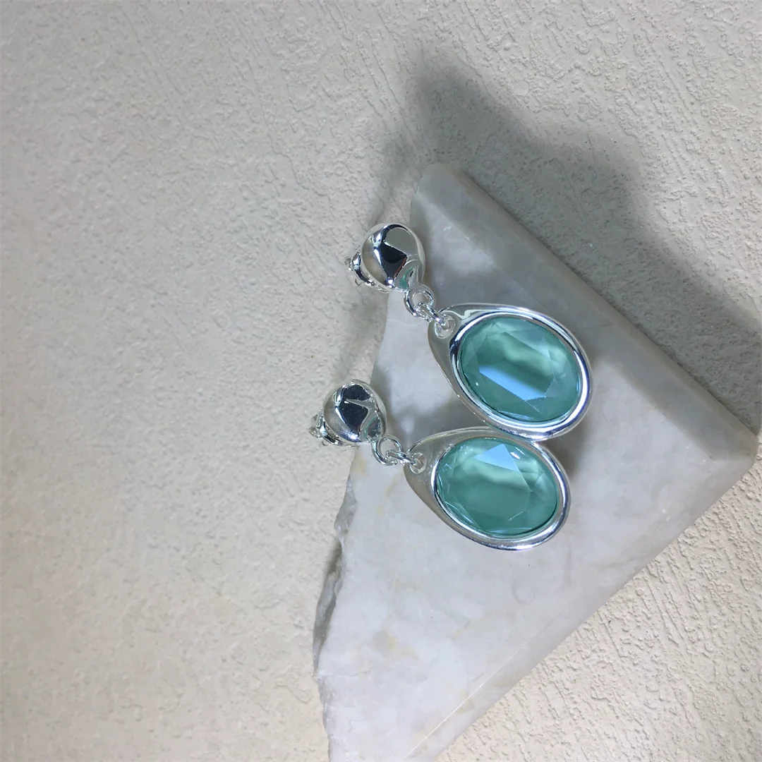 أقراط أصلية معقدة بدقة: فضة استرلينية فاخرة راقية 925 مع تفاصيل دانتيل تخريمية تنضح الأنوثة