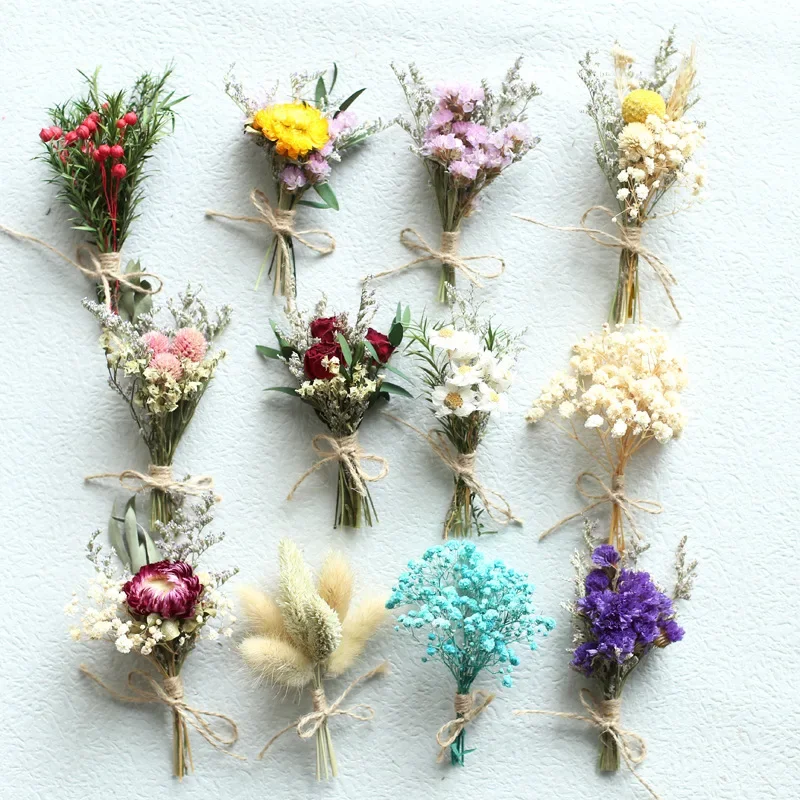 

Wedding Gifts for Guests Mini Dried Flower Bouquet with Starry Roses for Home Decor