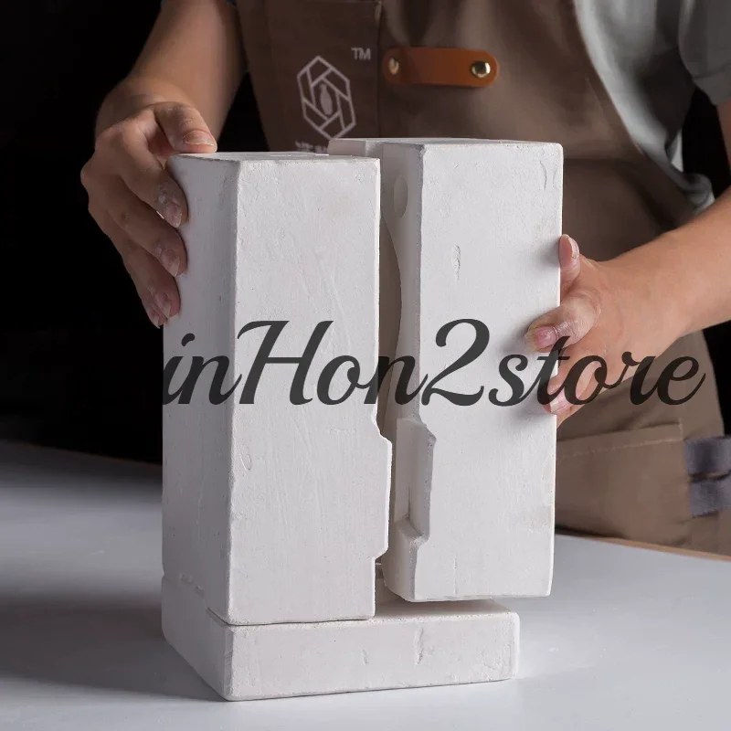 Gypsum mold creation space plum vase pottery DIY handmade vase grouting
