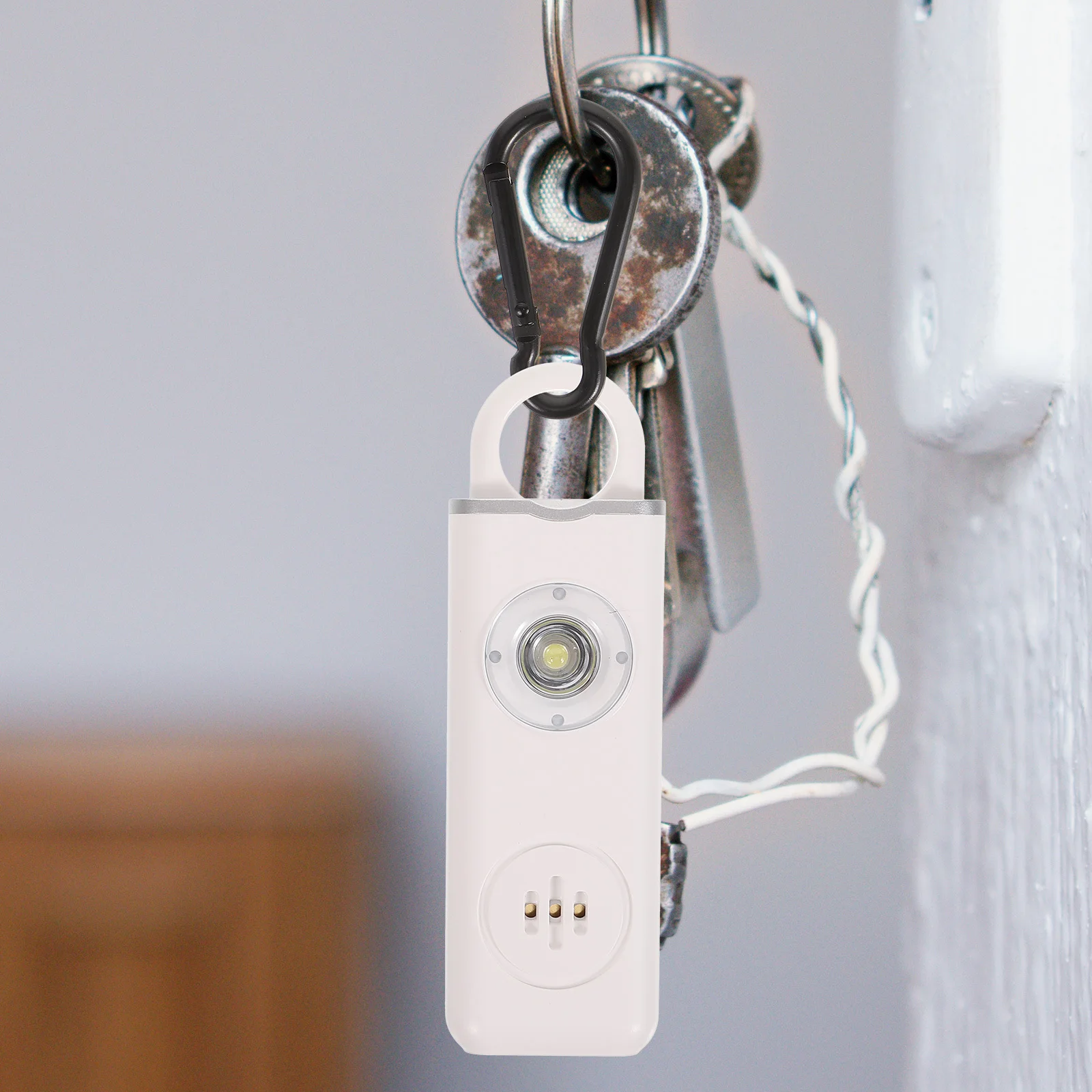 

1Set Keychain Alarm for Personal Safety Alarm Device Portable for Daily Use Fashionable Design Long-Lasting