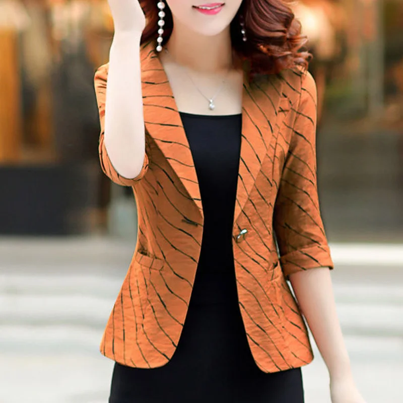 2023 New Spring and Summer Korean Fashion Commuting Simple Slim Fit Stripe Patch Pocket Versatile Three Quarter Women\'s Blazer