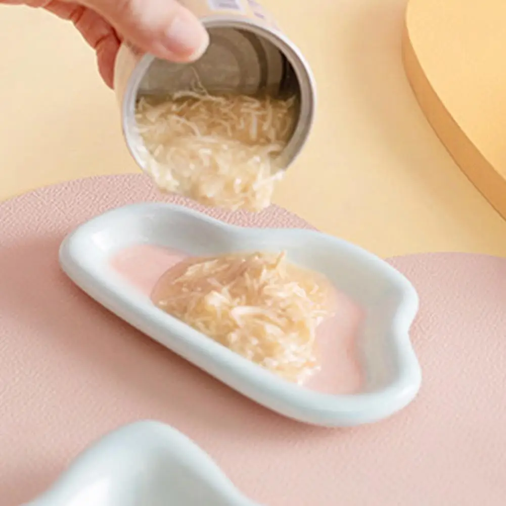 Durable Cat Feeder Ceramic Cat Feeding Bowl Whisker-friendly Kitten Food Dish Wide Pet Feeder Plate for Dry Wet Meals Cat Food