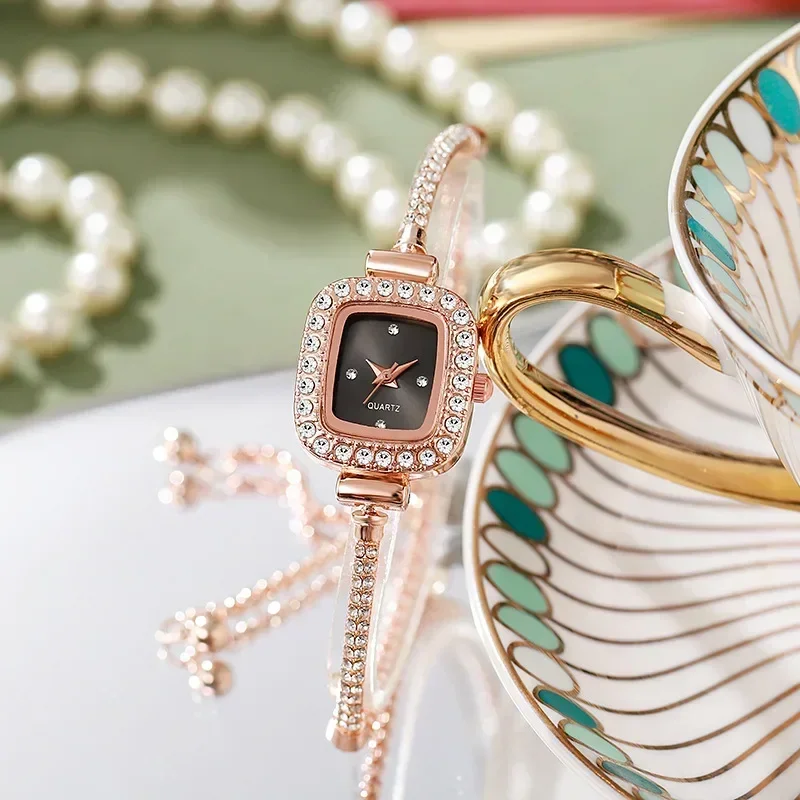 2024 neue Temperament modische quadratische Quarz Armbanduhren leichte Luxus Damen uhr kostenlose Anpassung Damen Quarzuhr