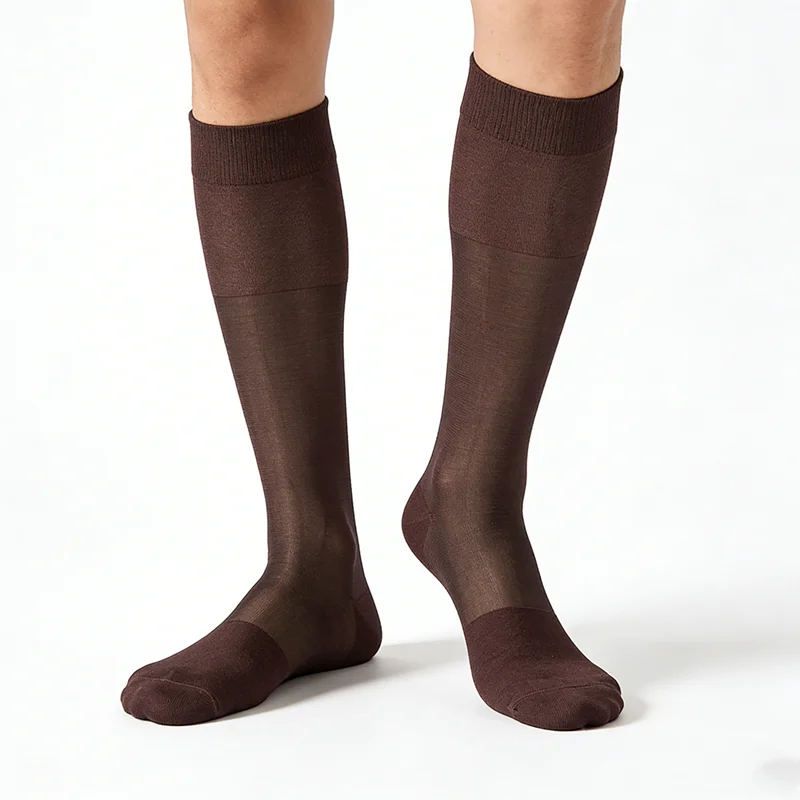 

Новые мужские коричневые длинные носки: сексуальные, прозрачные, модные, из нейлона и шелка, в полоску, до колена, высокого качества