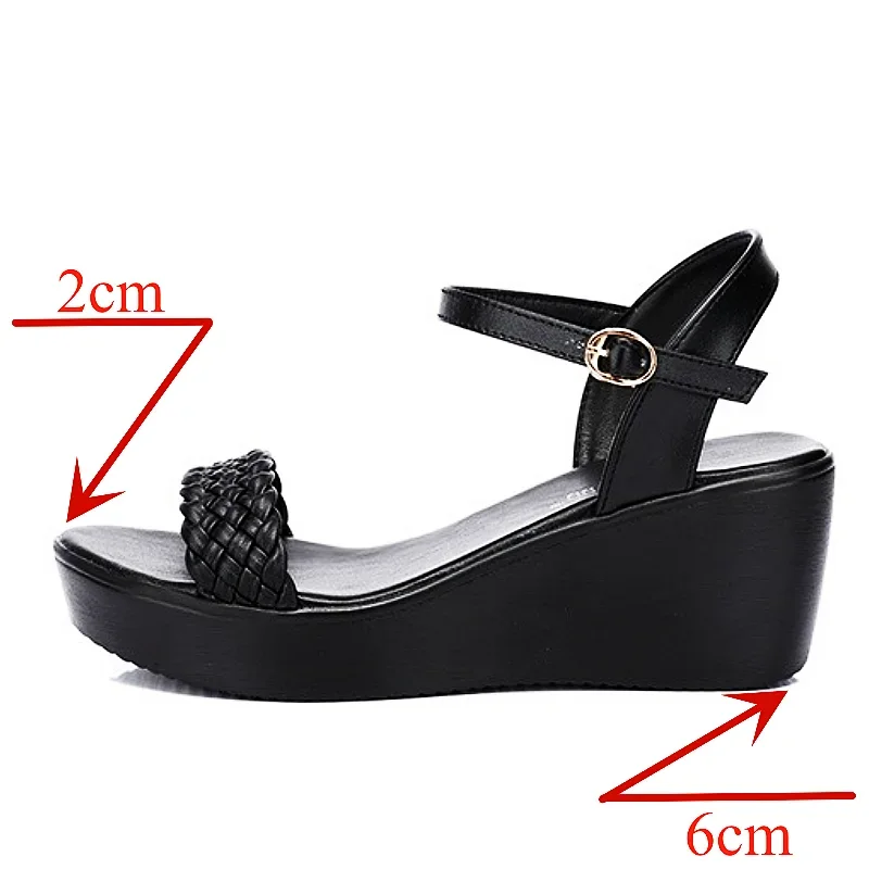 Small Size 32-43 Fashion Soft Leather Platform Shoes Women Summer 2024 All Match Med Heels Wedges Sandals for Office Mom Beach