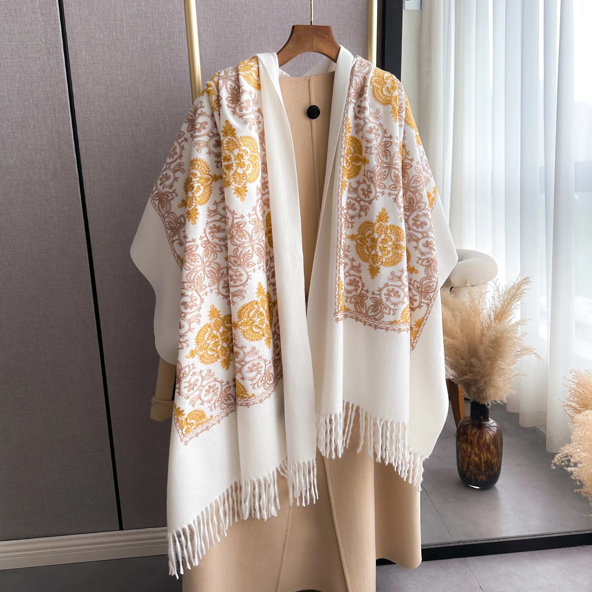 Luxury Winter Embroidery Cashmere Scarf Women New Design Warm Pashmina Blanket Poncho Scarves Female Shawl Thick Foulard Bufanda