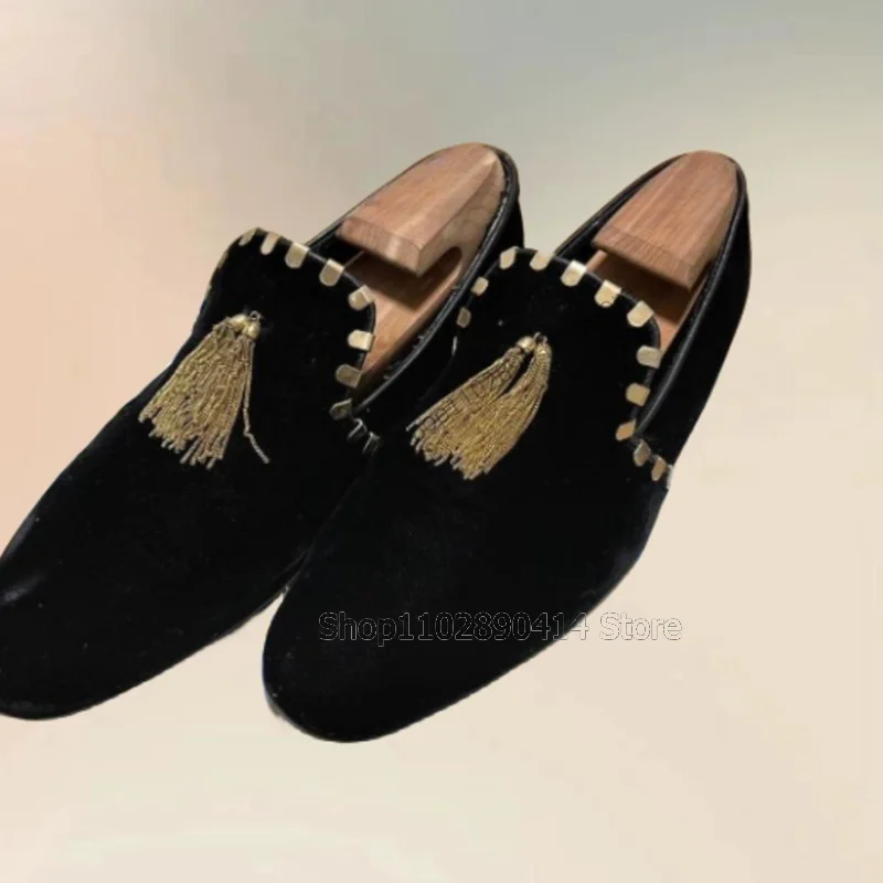 Gold Rivets Tassels Decor Black Flock Penny Loafers Fashion Slip On Men Shoes Luxurious Handmade Party Banquet Men Casual Shoes