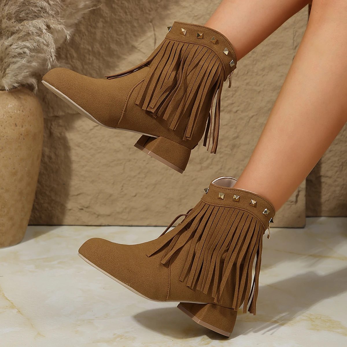 Women Ankle Boots Autumn Winter Tassel Rivet Decoration Boots Women Round Toe Zipper Outdoor Fashion Shoes Women Botas De Mujer