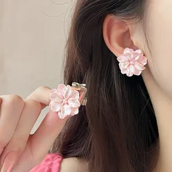 Resin Pink Flower Stud Earrings for Women New Modern Korean Fashion Cute Acrylic Camellia Girl Party Jewelry Accessories