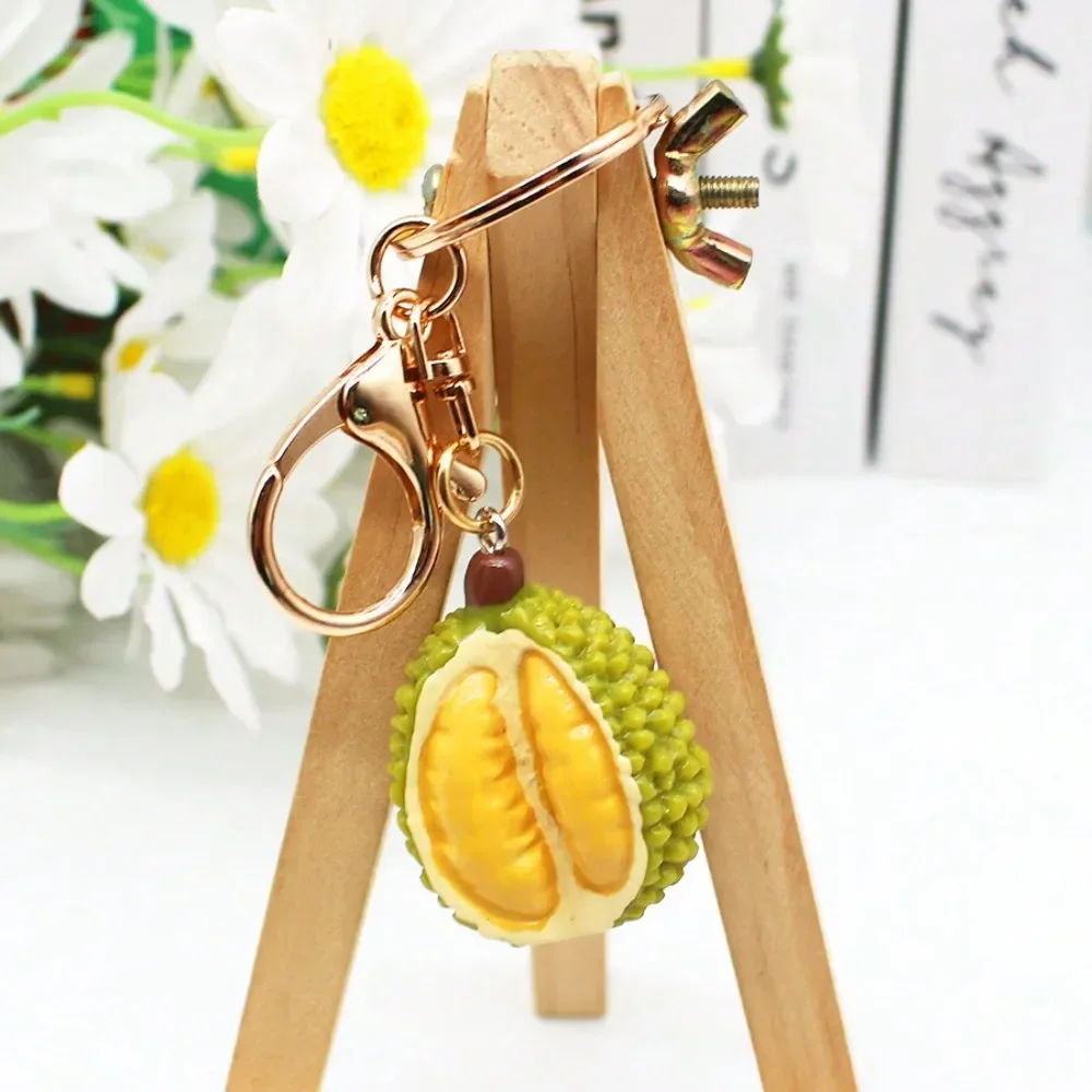 Simulated durian keychain, durian pendant, the king of specialty fruits from Malaysia and Thailand, creative small pendant