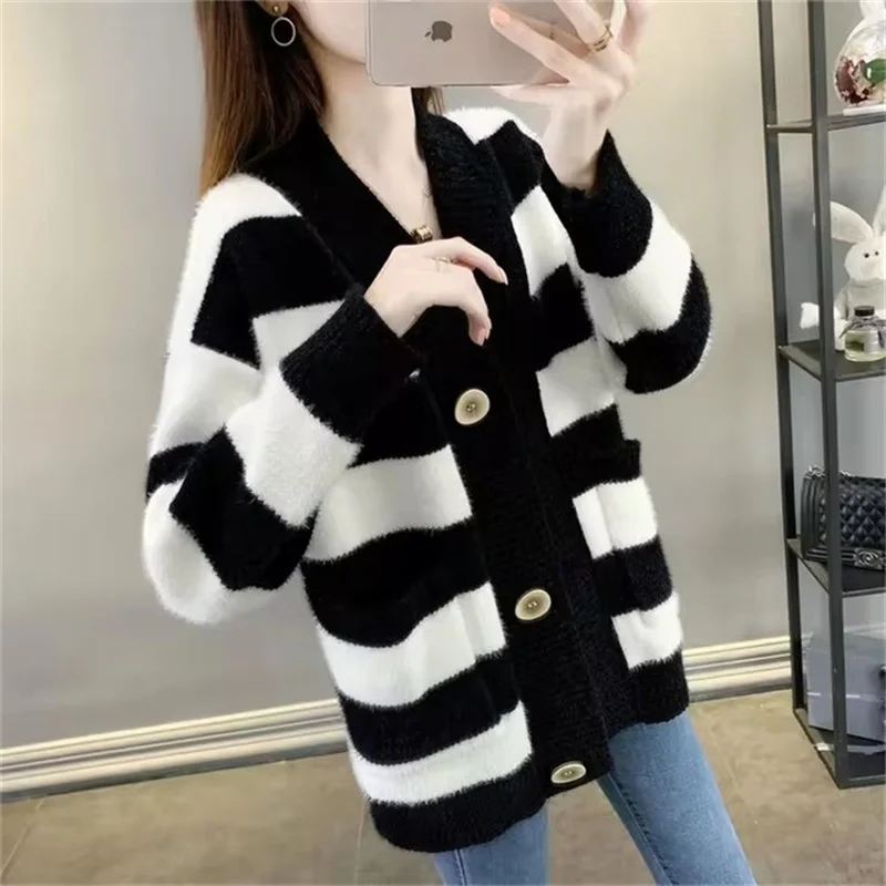 Women Stripe Sweater Top Ladies V-Neck Cardigan Knitted Jacket  Female AutumnWinter Large Size 5XL Fashion Thickening Knit Coat