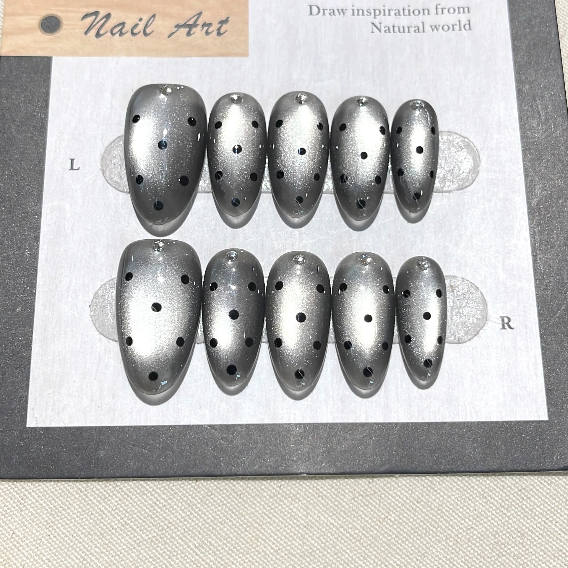 Nail Art Press On - 10 stuks originele, handgemaakte zilveren nagels