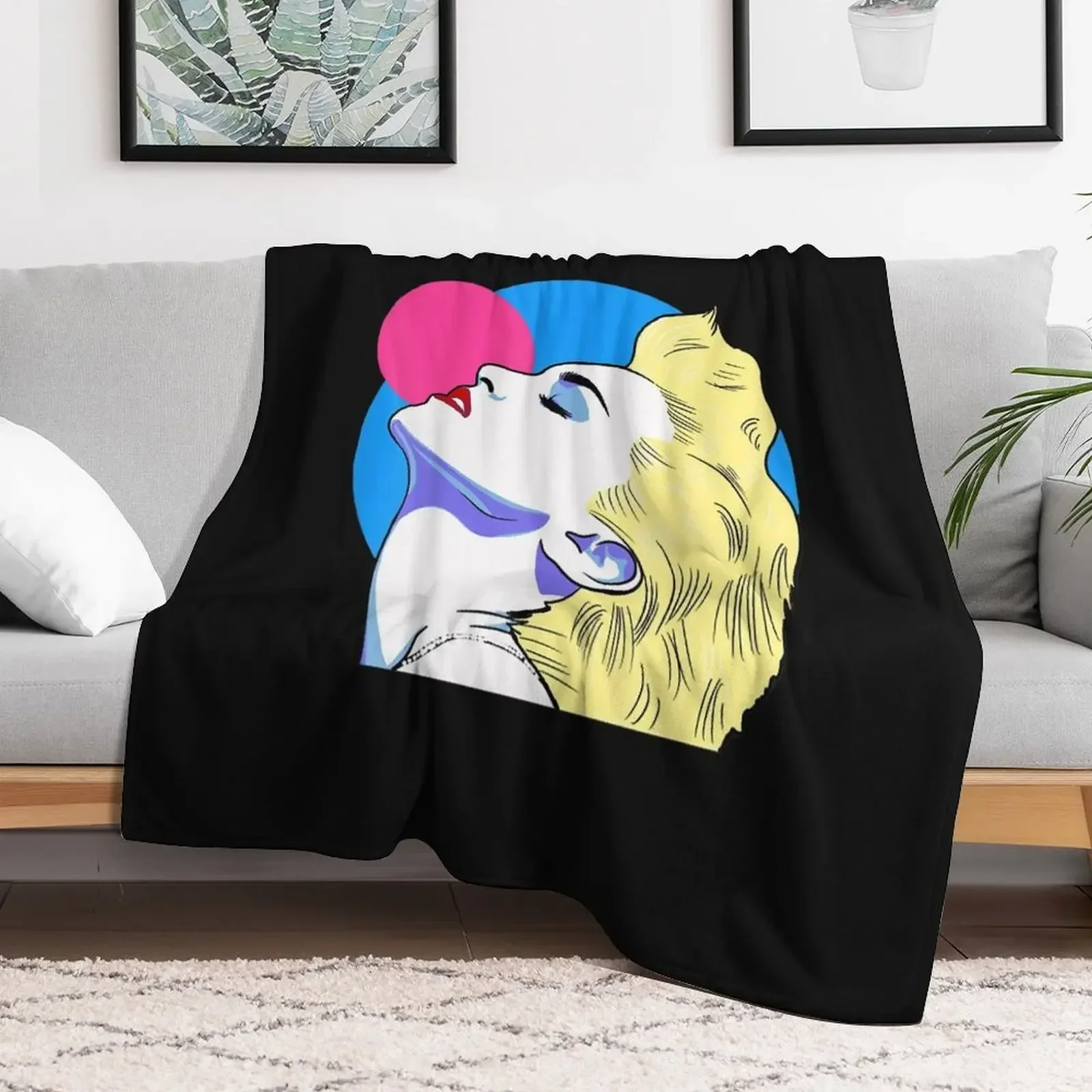 Madonnas True Blue Artwork T-Shirt Throw Blanket Tourist for babies Beach Blankets