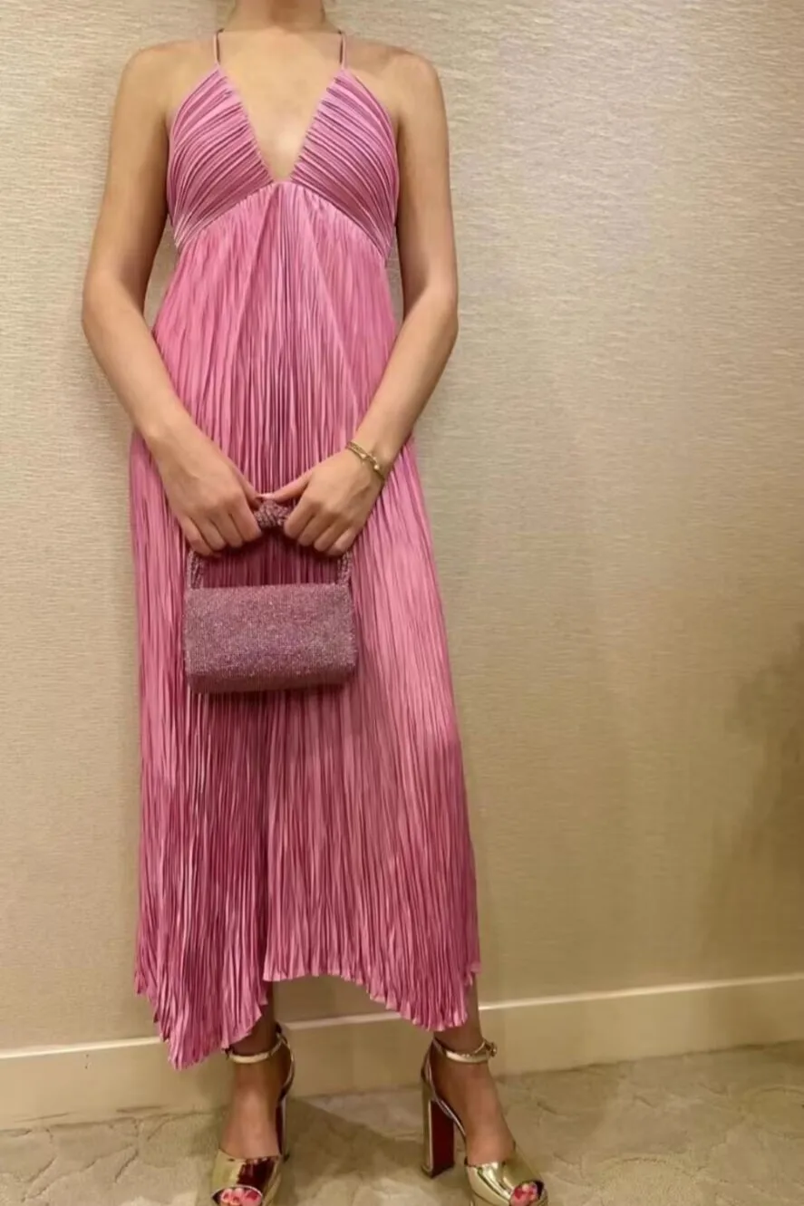 

Women Pleated Maxi Dress 2-Colors Halter V-Neck Sleeveless High Waist Sexy Slim Robe
