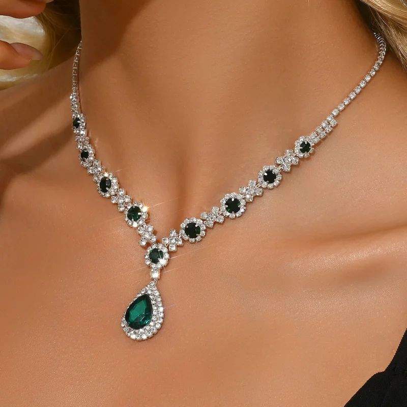 

Hot-Selling Vintage Emerald Gemstone Rhinestone Claw Chain Necklace Evening Dress Women's Choker High-End Collarbone Chain