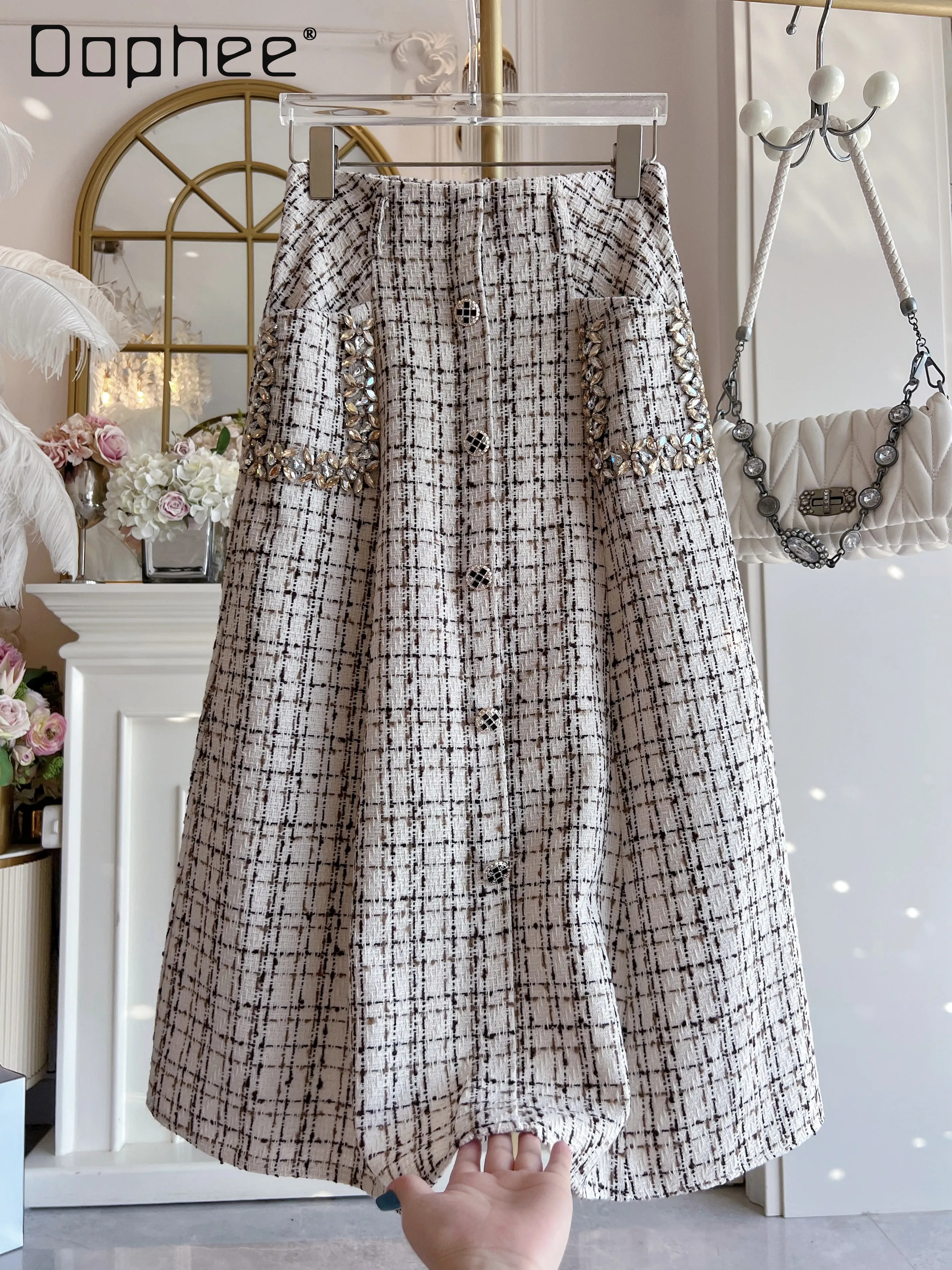 

Французская элегантная светская юбка-миди в клетку с тяжелыми бисером и стразами, женская осенне-зимняя тонкая юбка трапециевидной формы с высокой талией средней длины