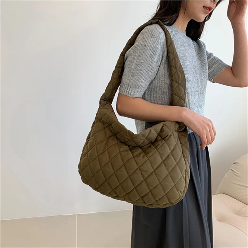 bolsa-hobo-acolchoada-vibrante-bolsa-de-ombro-tipo-crossbody-com-ponto-de-diamante-brincalhao-chique-e-perfeita-para-mulheres-que-elevam-roupas-diarias