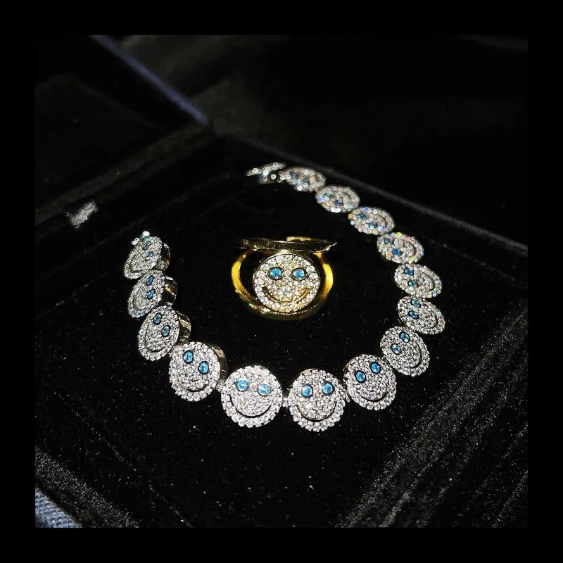 Mode Veelzijdige Armband Glimlach Volledige Diamond Smiley Gezicht Open Ring Niche Persoonlijkheid Micro Set Armband Liefde Armband Vrouwen