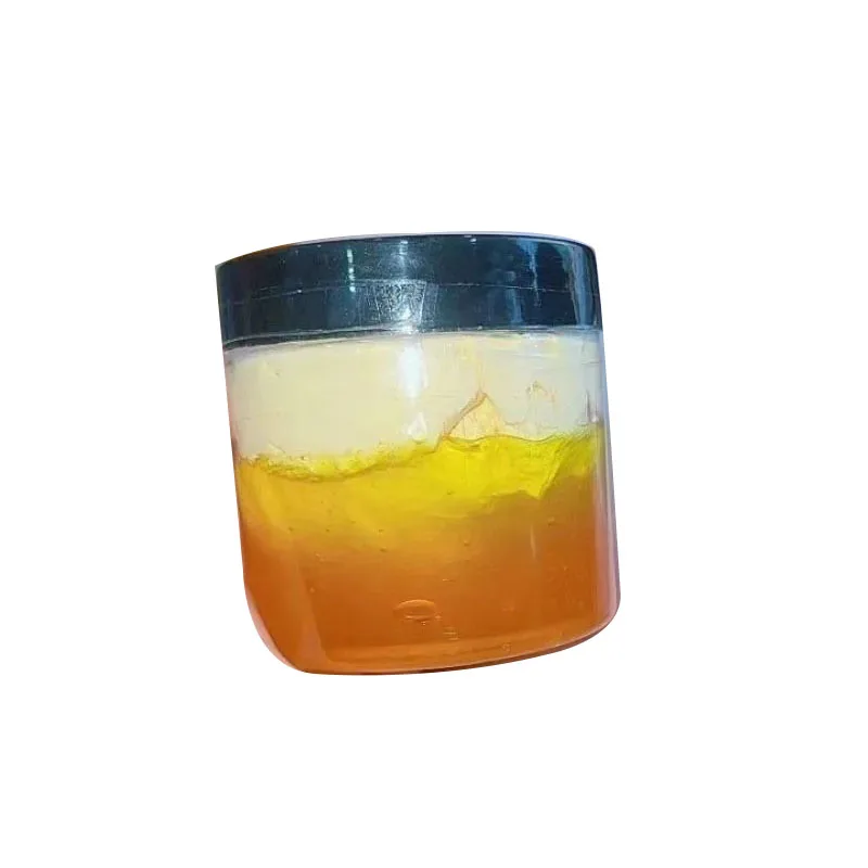 200gr Kem body cốt ủ siêu trắng nhanh hiệu quả, kèm thêm muỗng kem - thơm mịn dễ sử dụng cho làn da trắng mịn