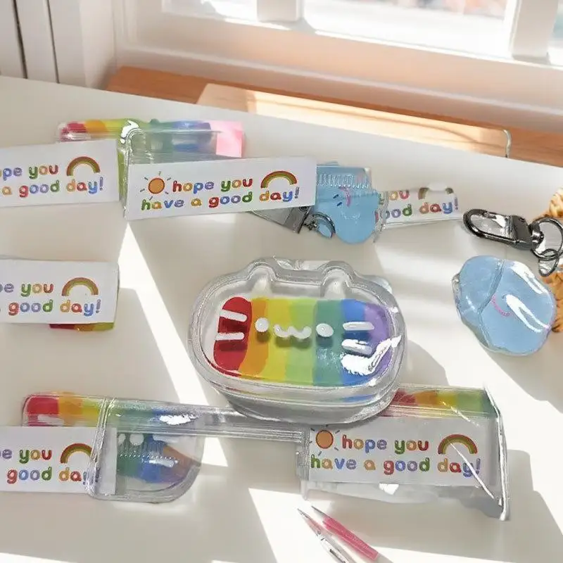 Un divertente giocattolo antistress da spremere al formaggio a tema gatto arcobaleno per bambini, studenti, adulti e ambienti di ufficio