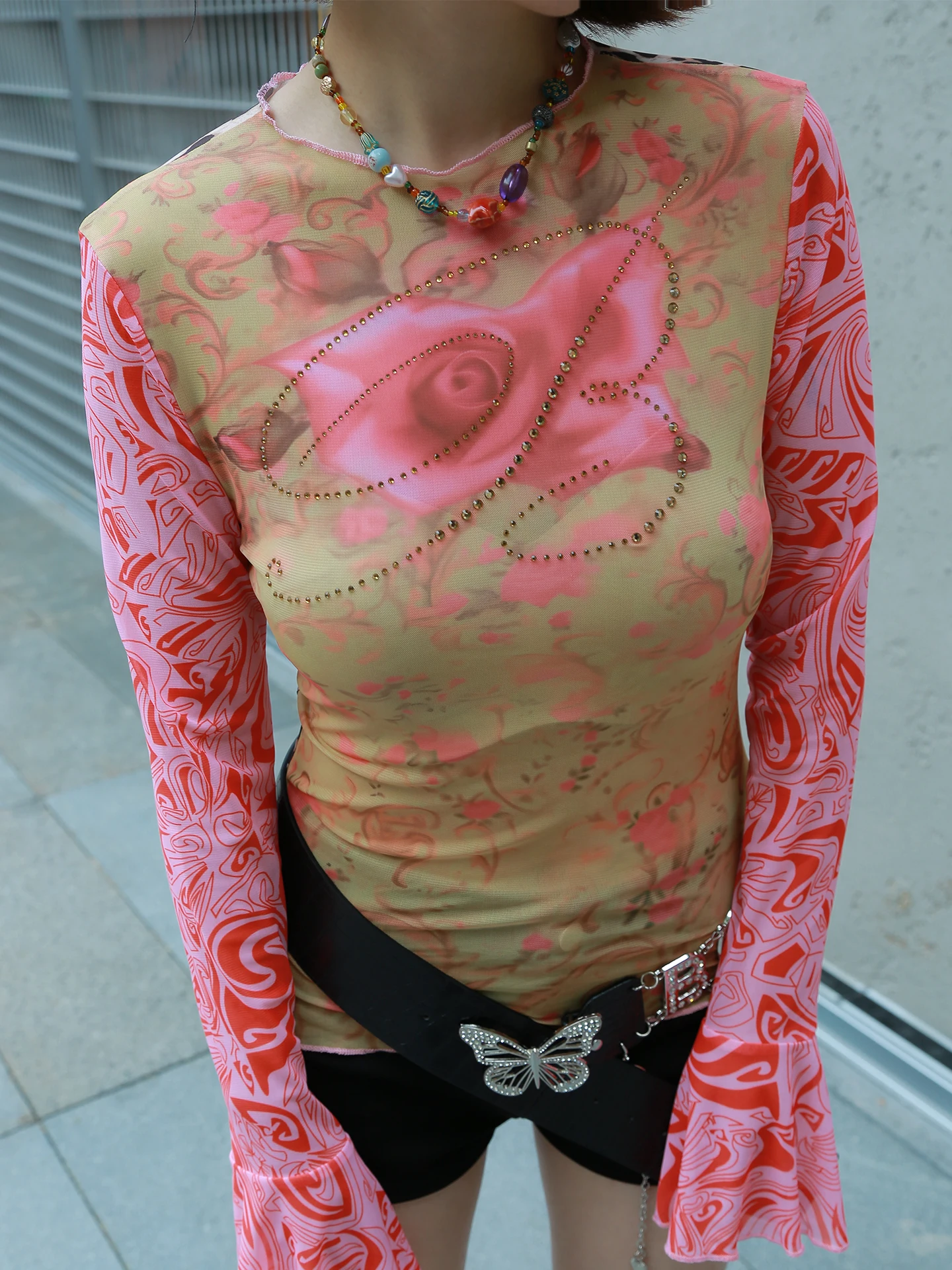 

DIDI DESIGN 2026 Весенняя винтажная футболка с длинным рукавом, ультраэластичный топ с принтом и стразами для женщин