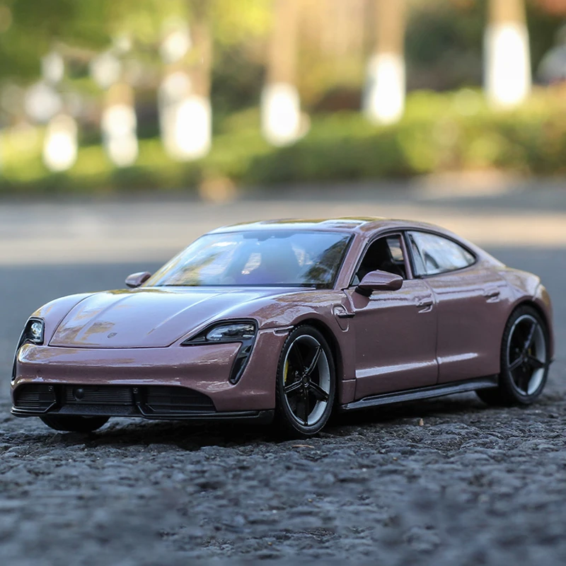 WELLY 1:24 Porsche Taycan Turbo S New Energy Vehicles Alloy Car Model Diecasts & Toy Vehicles Collect Car Toy Boy Birthday gifts