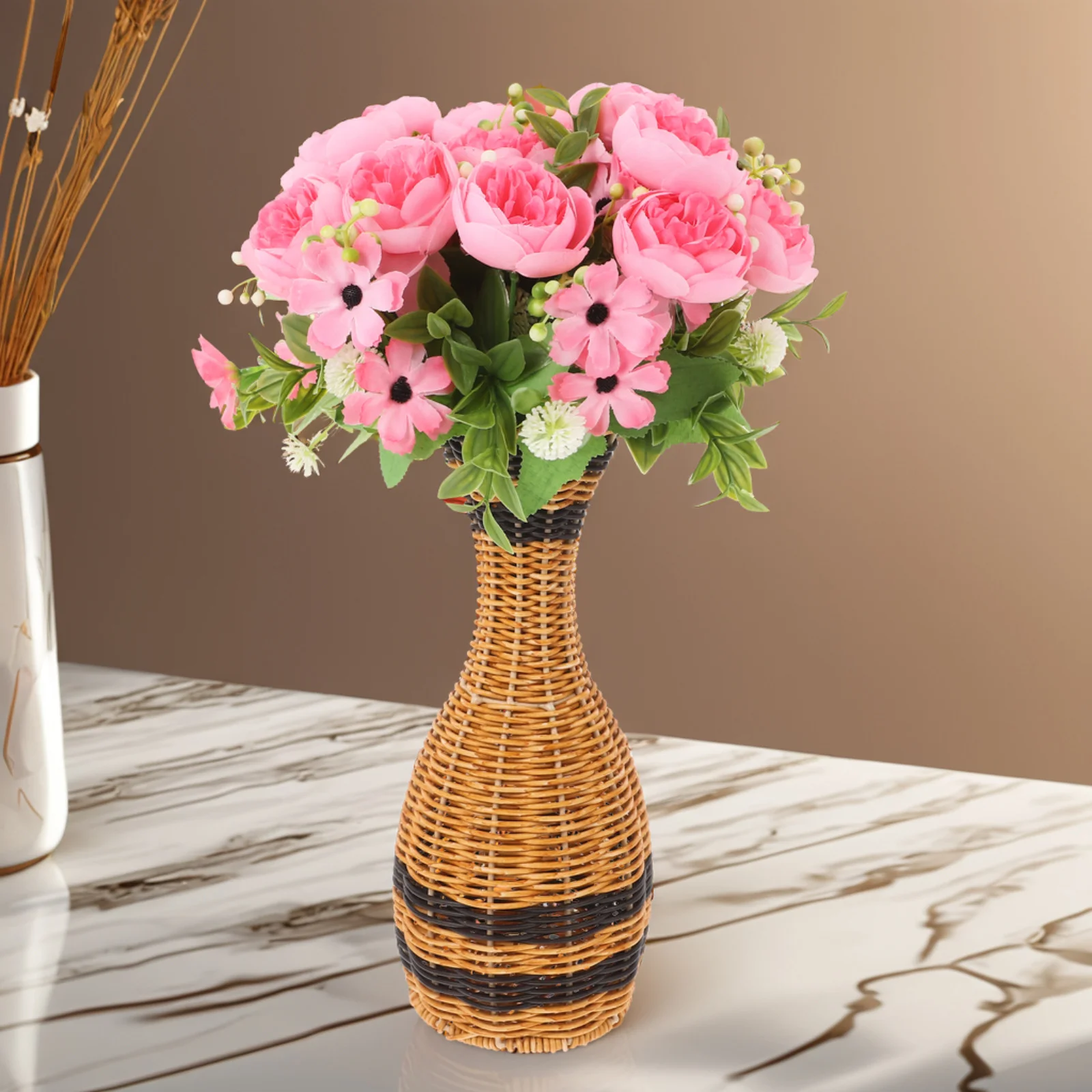 

Woven Flower Vase Plastic Rustic Imitation Rattan Decorative Basket Vase for Indoor Dried Flower Display Vintage Vases for Decor