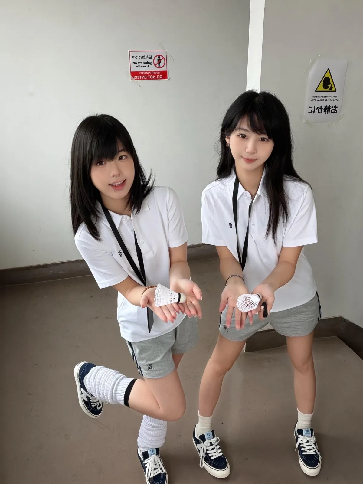 

Summer Sporty Three-Piece Set Women's Short Sleeve Shirt And Shorts Waist-Cinching Jk Style Casual Outfit Twin Bell Sound