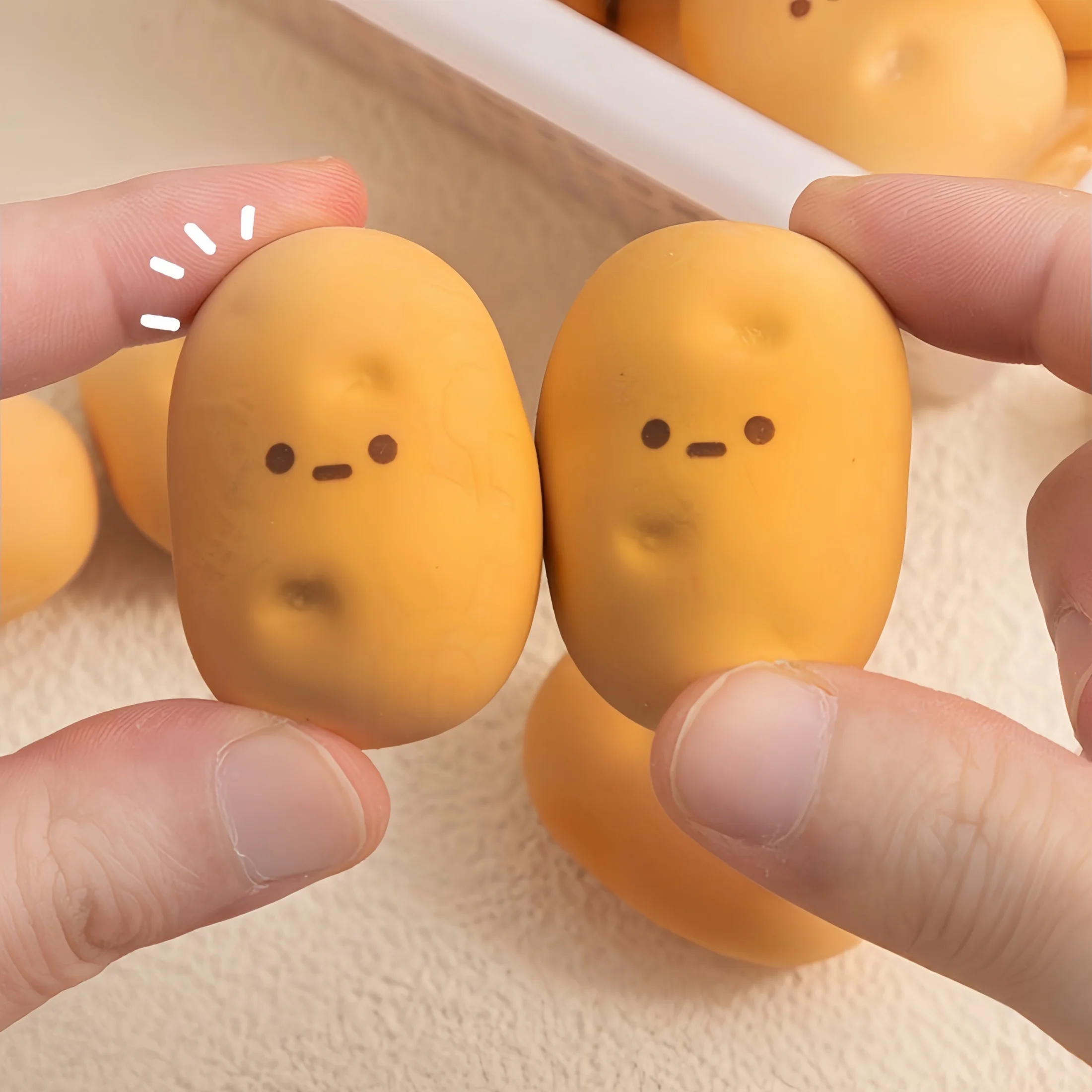 Creative Potato-Shaped Eraser, Student Eraser, Erases Cleanly Without Leaving Marks, Less Debris Than a Traditional Eraser, Stationery