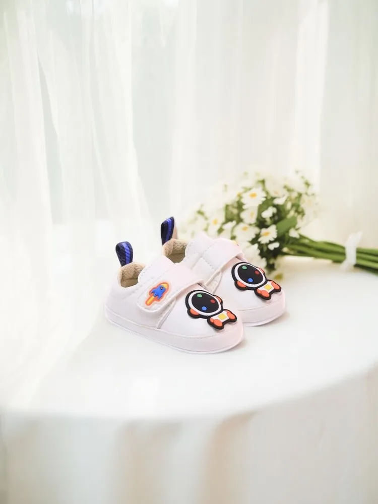 

Baby shoes, baby sports shoes, breathable and non slip, cartoon cute pattern Velcro style
