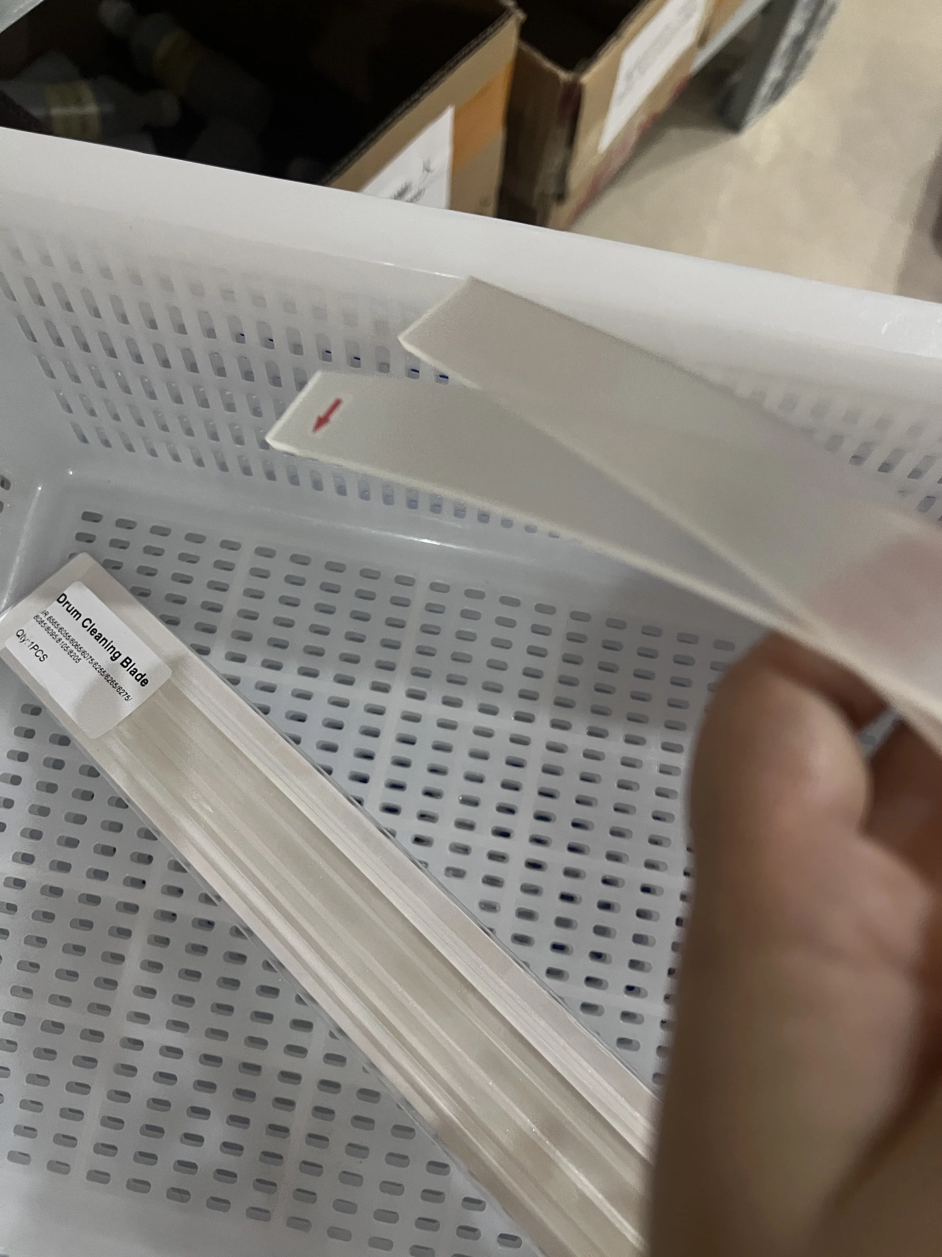 

10pcs. FA4-1827-000 IR6000 IR5020 IR6020 IR5570 IR6570 IR5000 Drum Cleaning Blade for Canon IR 5000 6000 5020 6020 5570 6570