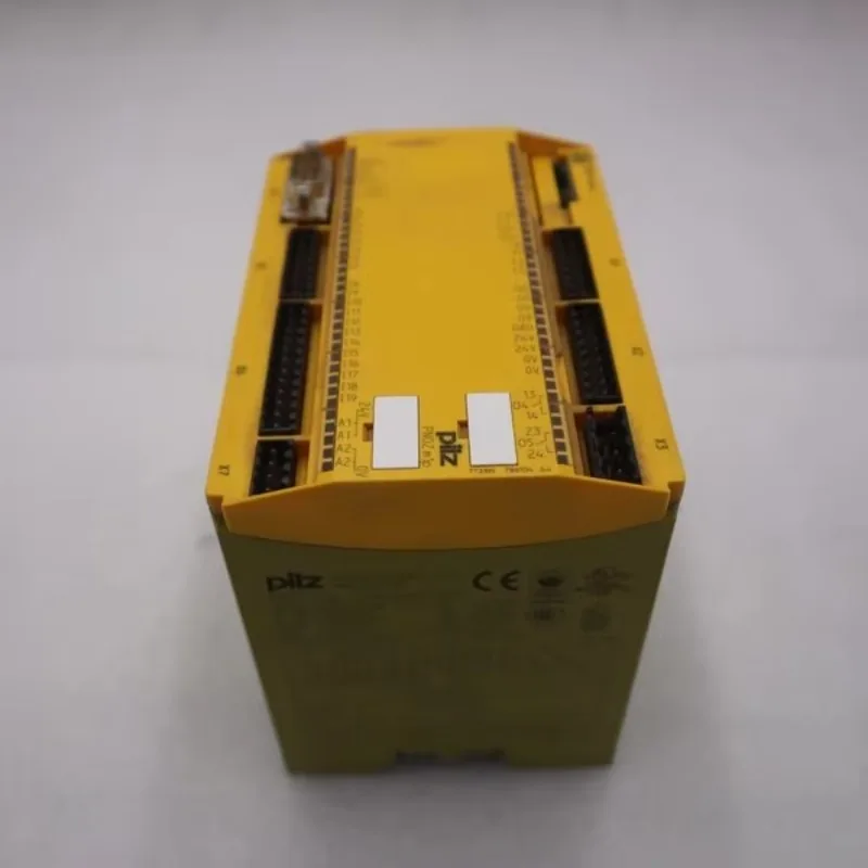 

Новый Оригинальный Модуль Реле Безопасности M1P 773100 В Наличии K-3452
