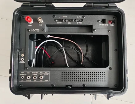 IC-705 Radio Box Outdoor Survival Shortwave Disaster Emergency Communication Waterproof Box + Metal Panel