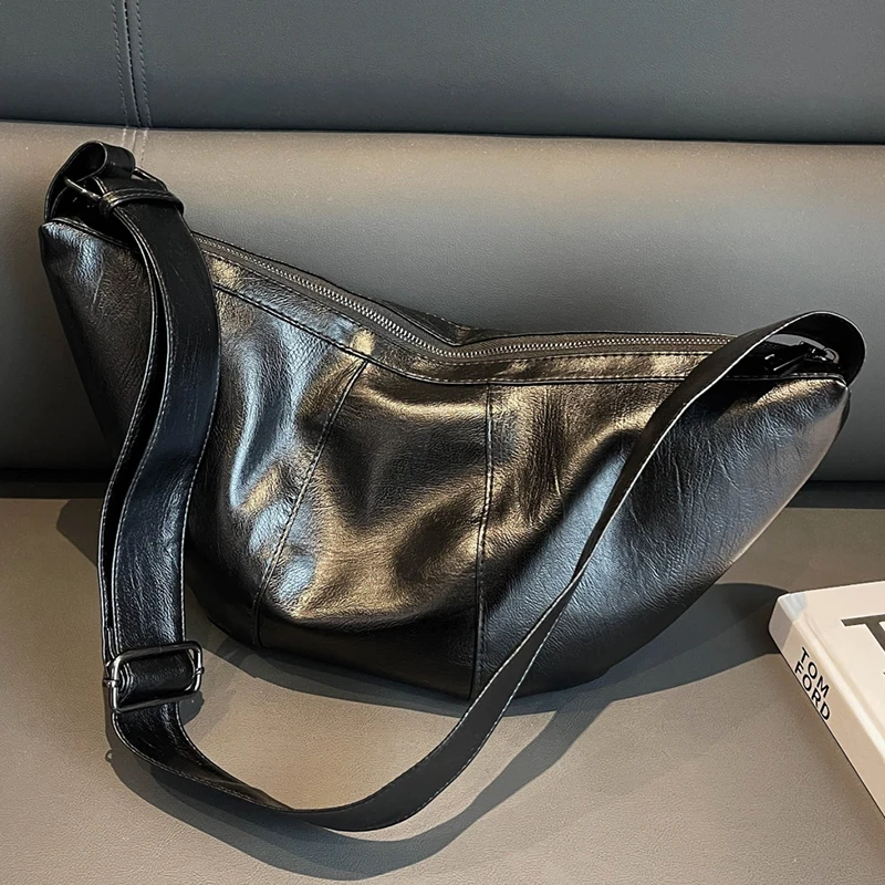 Women\'s Retro Black Banana Shoulder Bag Quality Pu Leather Ladies Commuter Armpit Crossbody Bags Female Roomy Half Moon Handbag