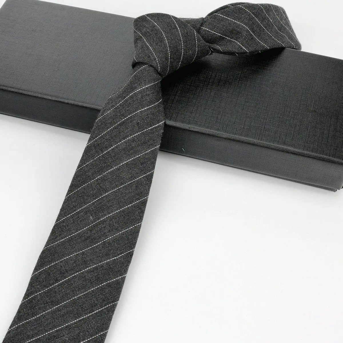Men's Tie 6Cm Narrow Korean Style Casual Fashion Versatile Black White Gray Trendy Formal British Hand-Tied Shirt