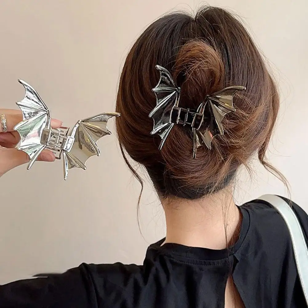 Halloween Bat Claw Clip Gothic Shark Clip Bat Wing Hair Claw Korean Style Crab Clip Bat Hairpin For Women Girls