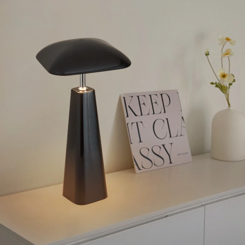 Modern Minimalist S…