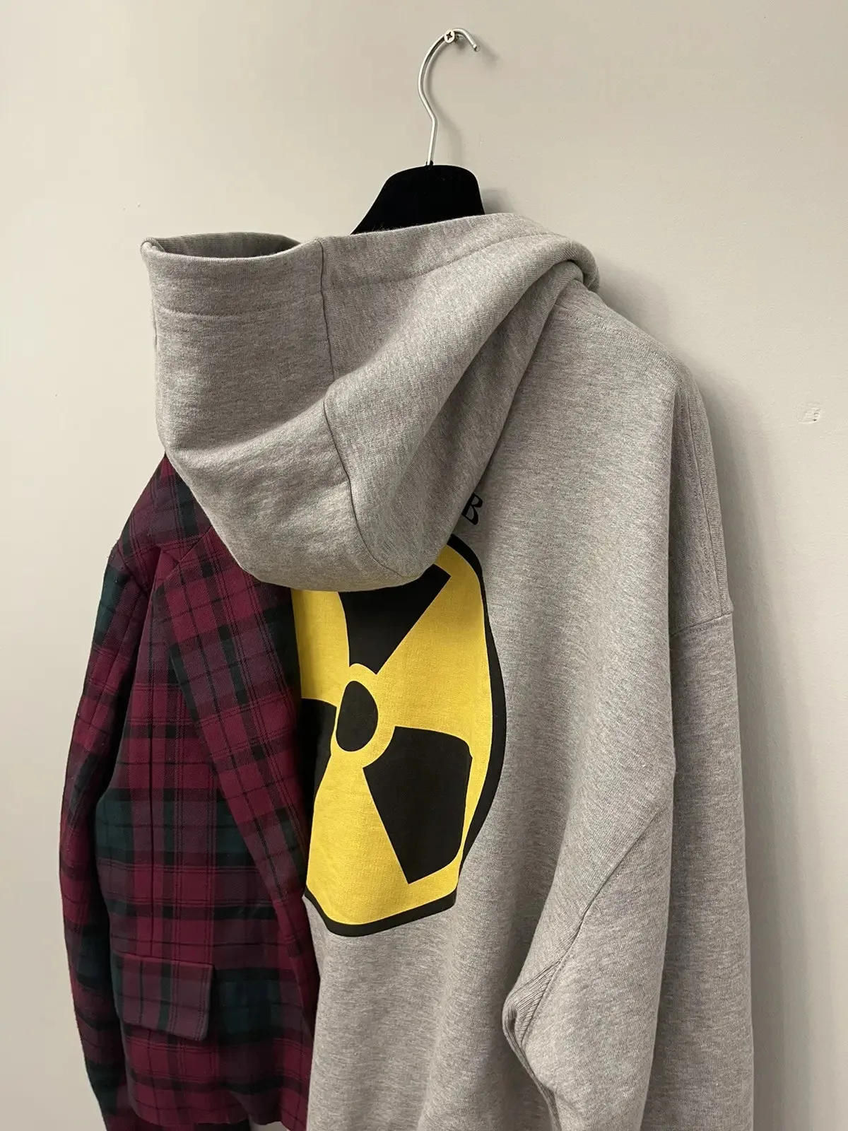 Retro Harajuku Oversize Hoodie Damen Radioaktives Warnschild Druck Russische Schrift Grafik Streetwear
