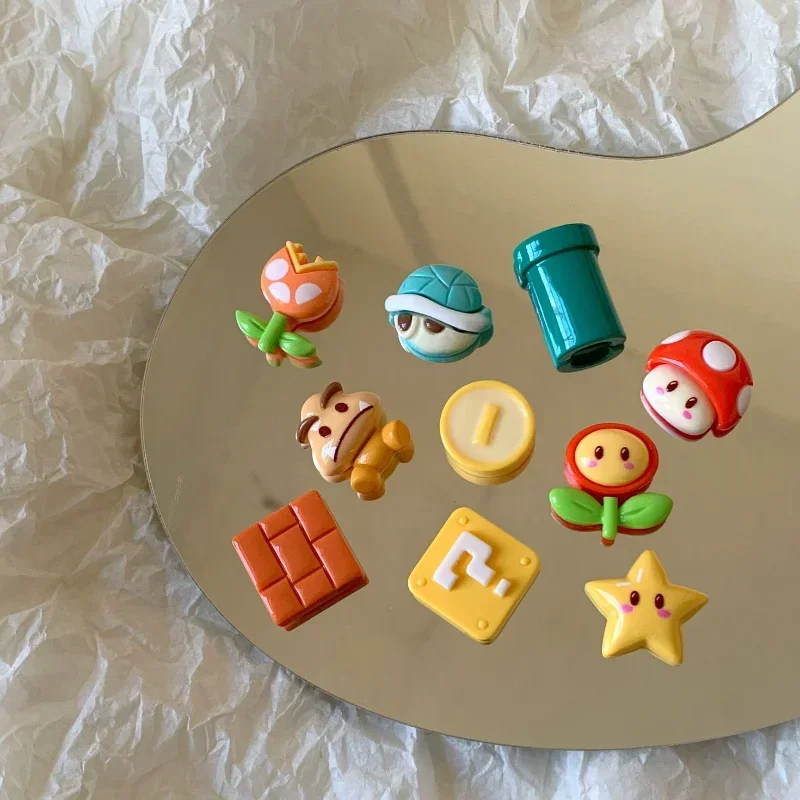 20 قطعة لعبة ماريوس بروس لتقوم بها بنفسك الراتنج Kawaii دبوس الشعر الأحذية سلسلة الزخرفية لطيف الإنتاج الذاتي حقيبة الهاتف معلقة ديكور هدية لعبة