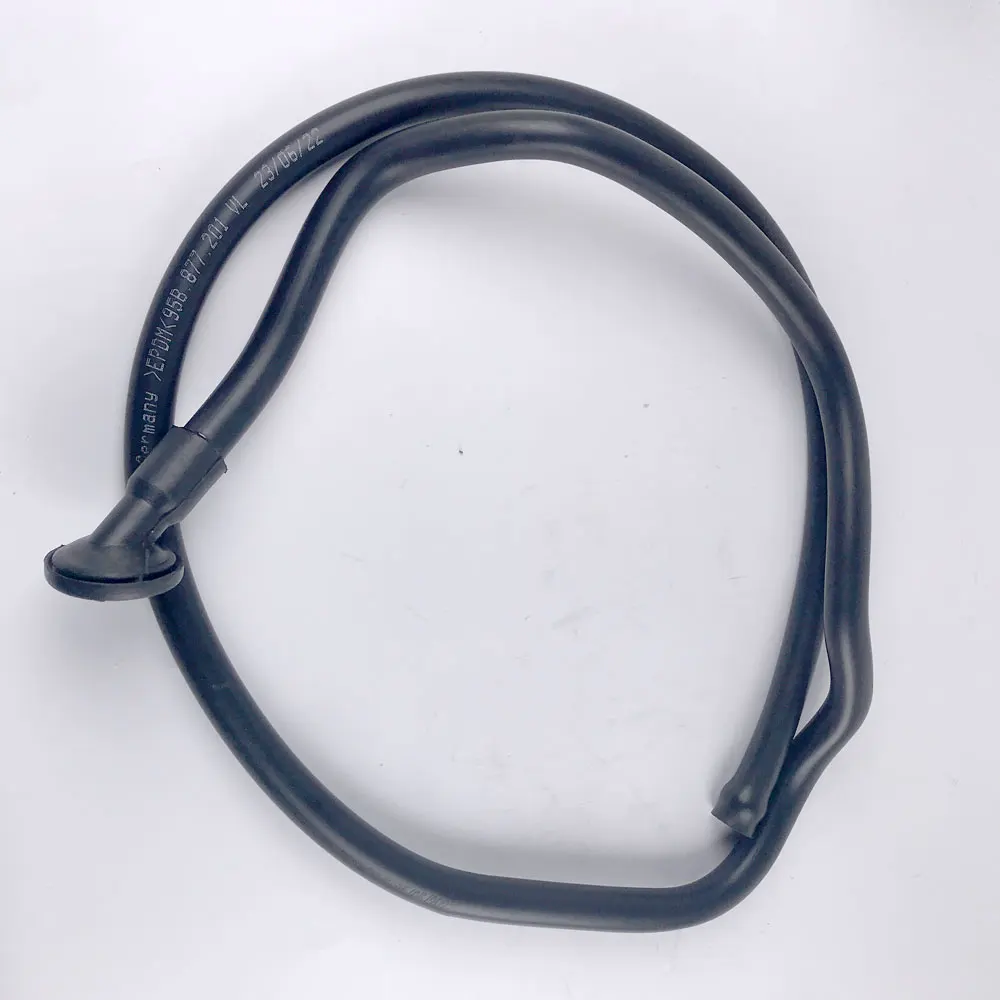 

95B877201 Left front drain hose for Porsche Macan