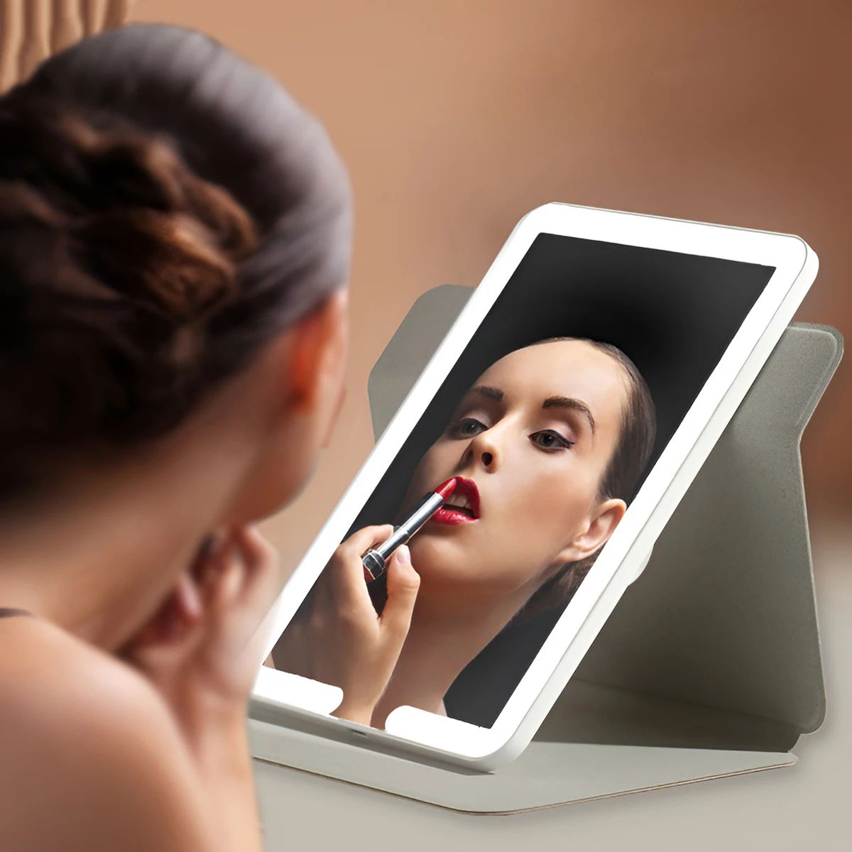 مرآة مكياج للسفر قابلة للطي بإضاءة LED، 3 ألوان، أوضاع إضاءة USB قابلة لإعادة الشحن، شاشة لمس محمولة على سطح الطاولة، مرآة لمستحضرات التجميل باللون الأبيض #5