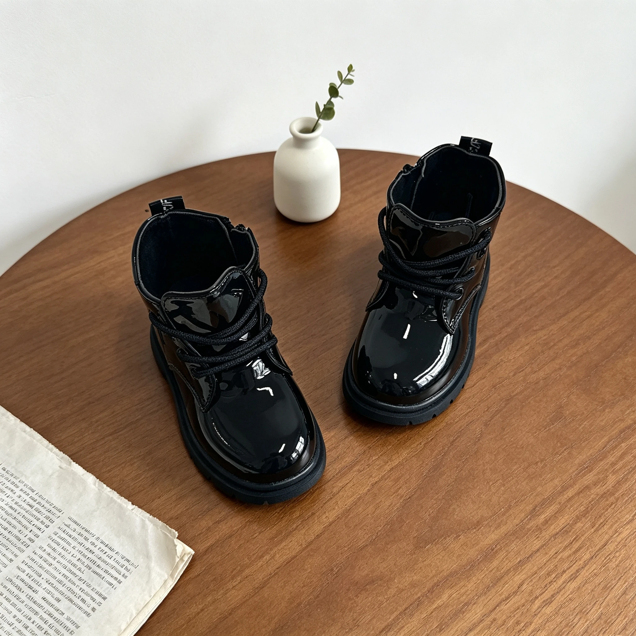 COMFY KIDS Children's black short boots with zipper straps for easy on and off, comfortable and fashionable children's shoes