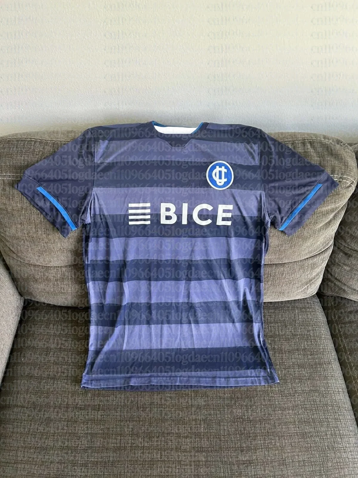 2026 New Universidad Catolica Chile Soccer Pink Jersey Men’s Breathable Quick-Drying T-Shirts, Unisex Discount T-Shirts - view 2
