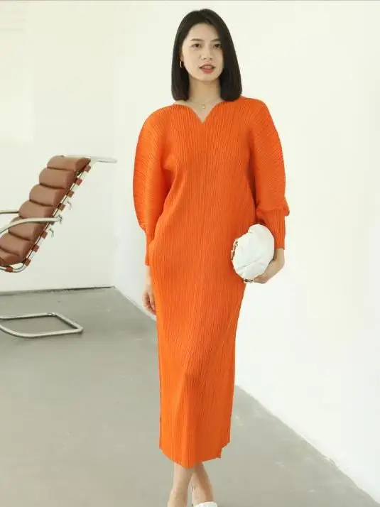 봄 가을 여성용 롱 루즈 배트윙 스탠드 칼라 단색 플리츠 A라인 실루엣 출퇴근룩